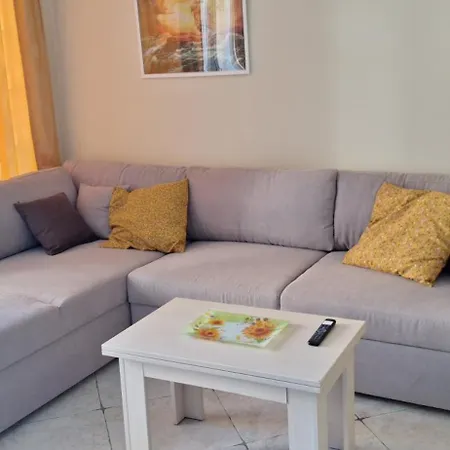 Kamelia A29 Apartment *